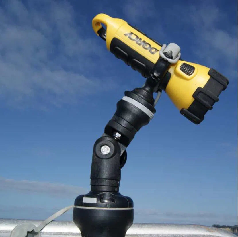 rod holder with flashlight